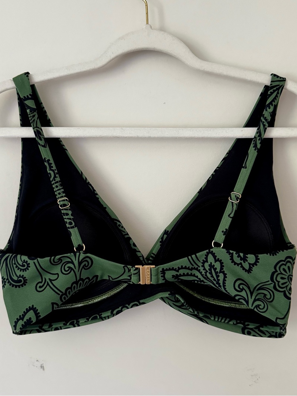 Boden Twist Front Classic Bikini Top, Winter Green Meadow Floral Print – Size 10 - Picture 5 of 8